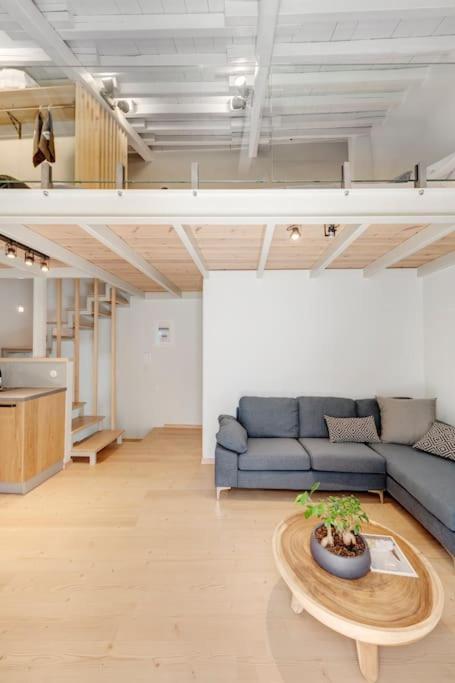 Nomade Vibrant Living Loft Apartment Ermoupoli Exterior photo