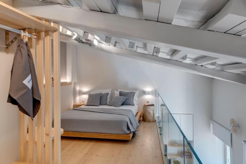 Nomade Vibrant Living Loft Apartment Ermoupoli Exterior photo